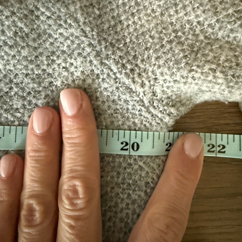 Abercrombie & Fitch sweater • Women’s medium - Picture 6 of 7